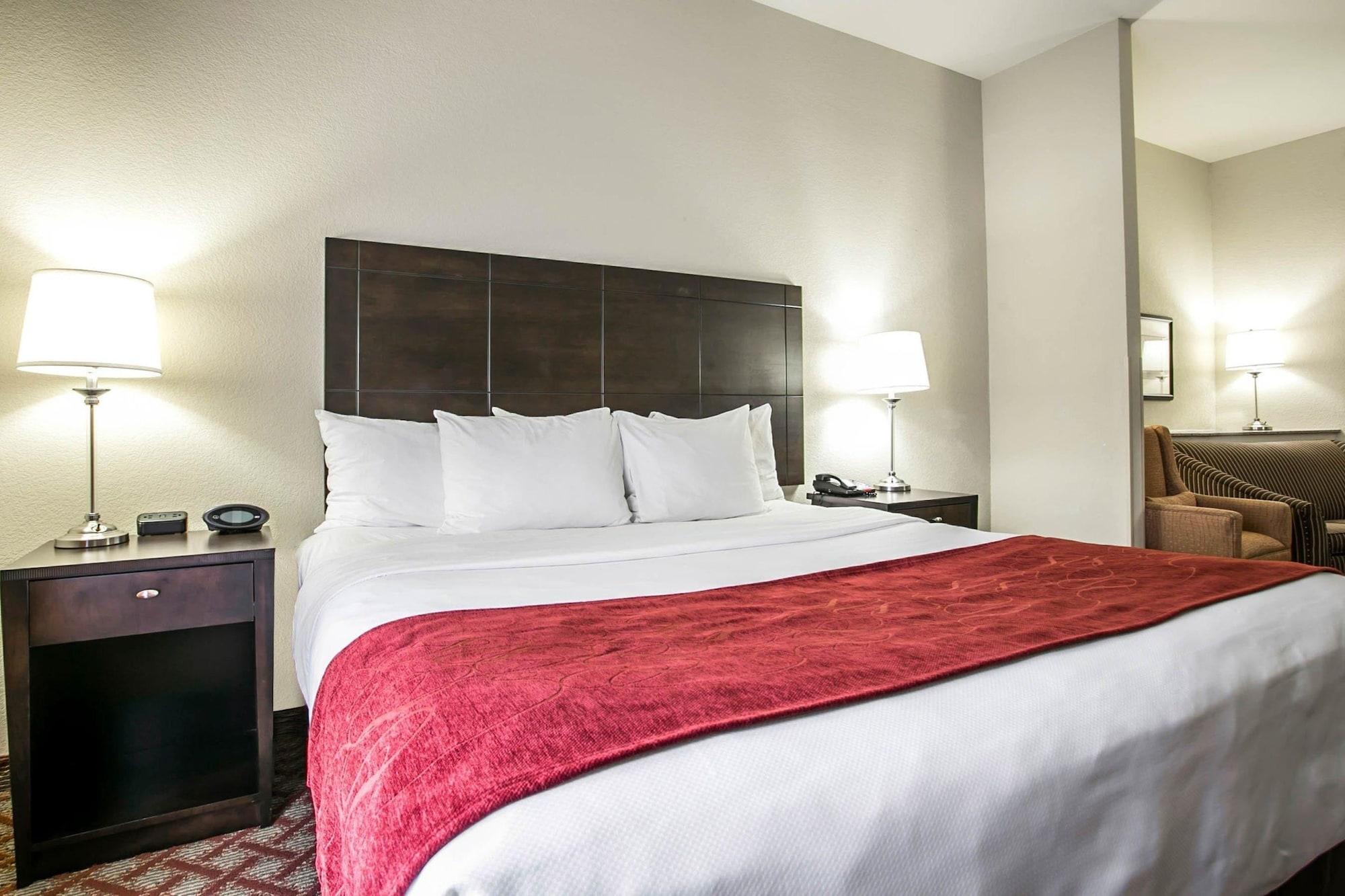 Comfort Suites Columbia Northeast - Fort Jackson Bagian luar foto