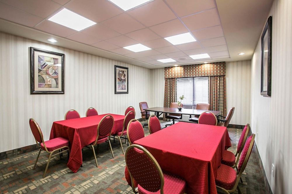 Comfort Suites Columbia Northeast - Fort Jackson Bagian luar foto