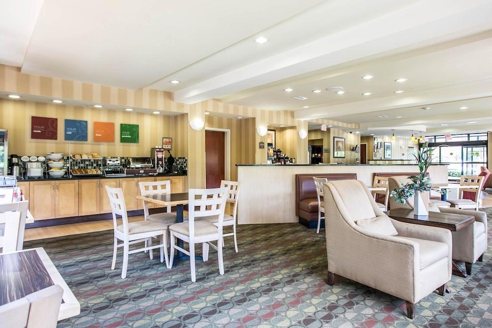 Comfort Suites Columbia Northeast - Fort Jackson Bagian luar foto