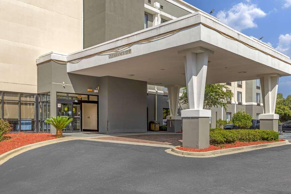 Comfort Suites Columbia Northeast - Fort Jackson Bagian luar foto