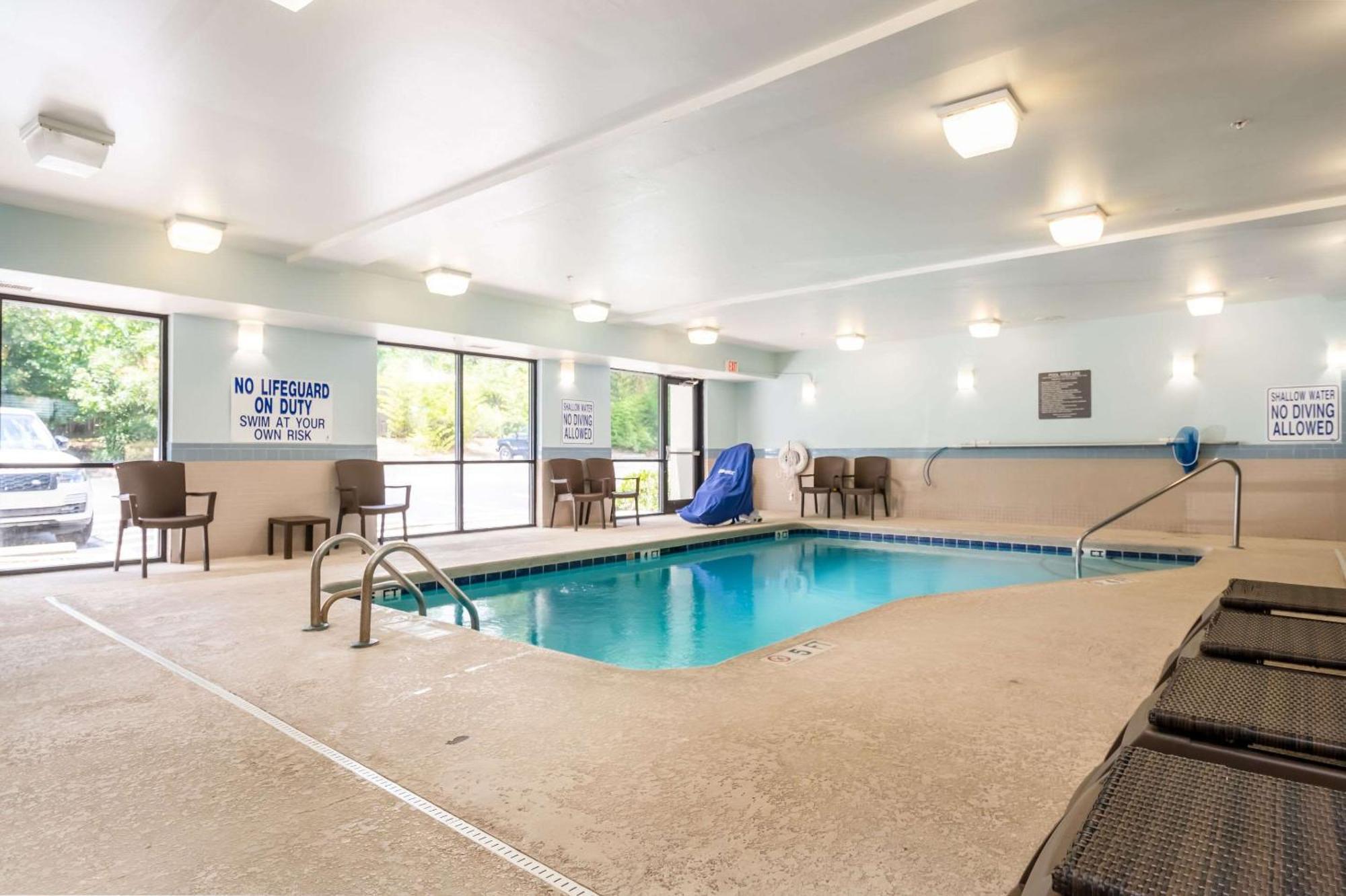 Comfort Suites Columbia Northeast - Fort Jackson Bagian luar foto