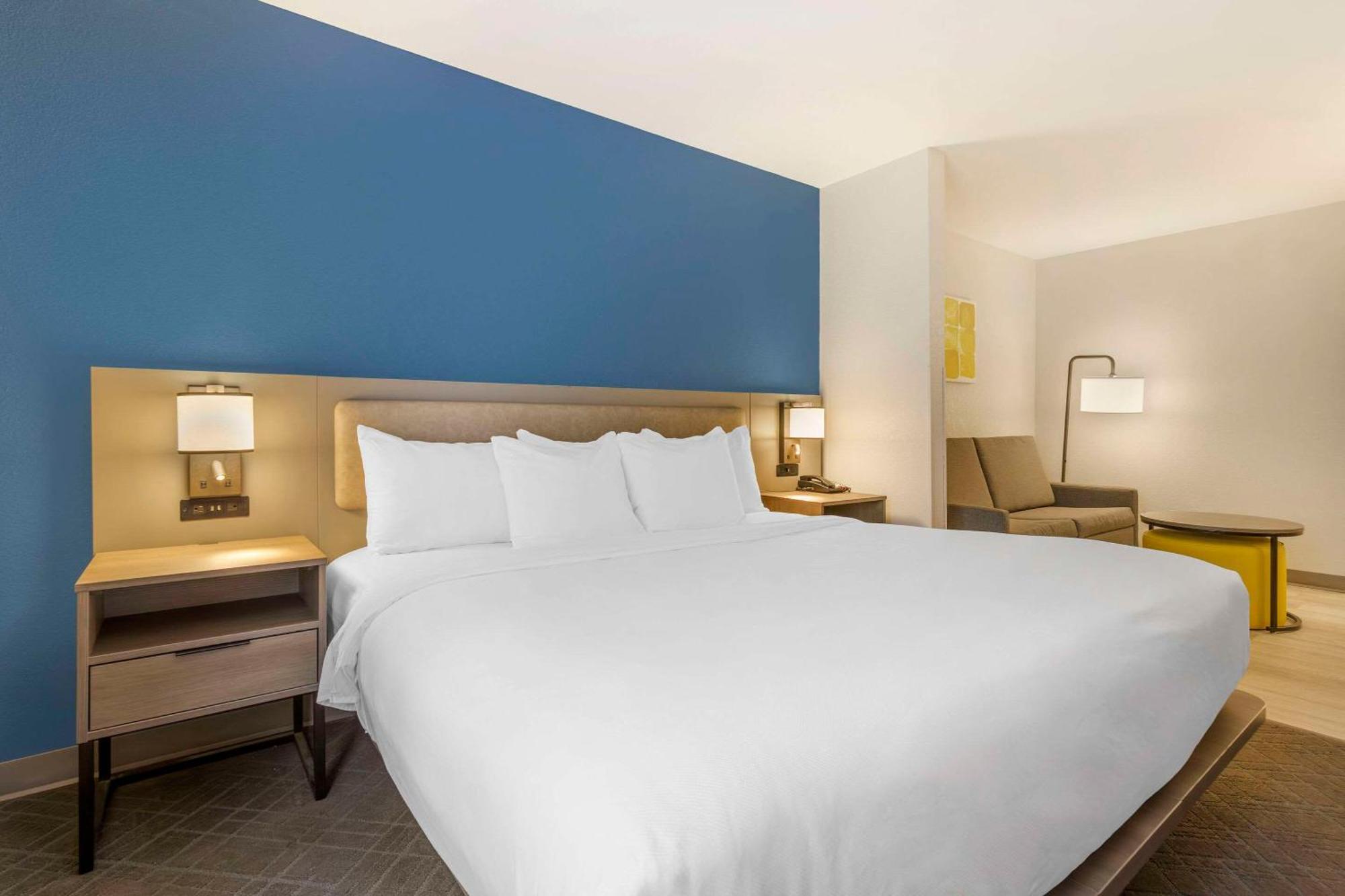 Comfort Suites Columbia Northeast - Fort Jackson Bagian luar foto